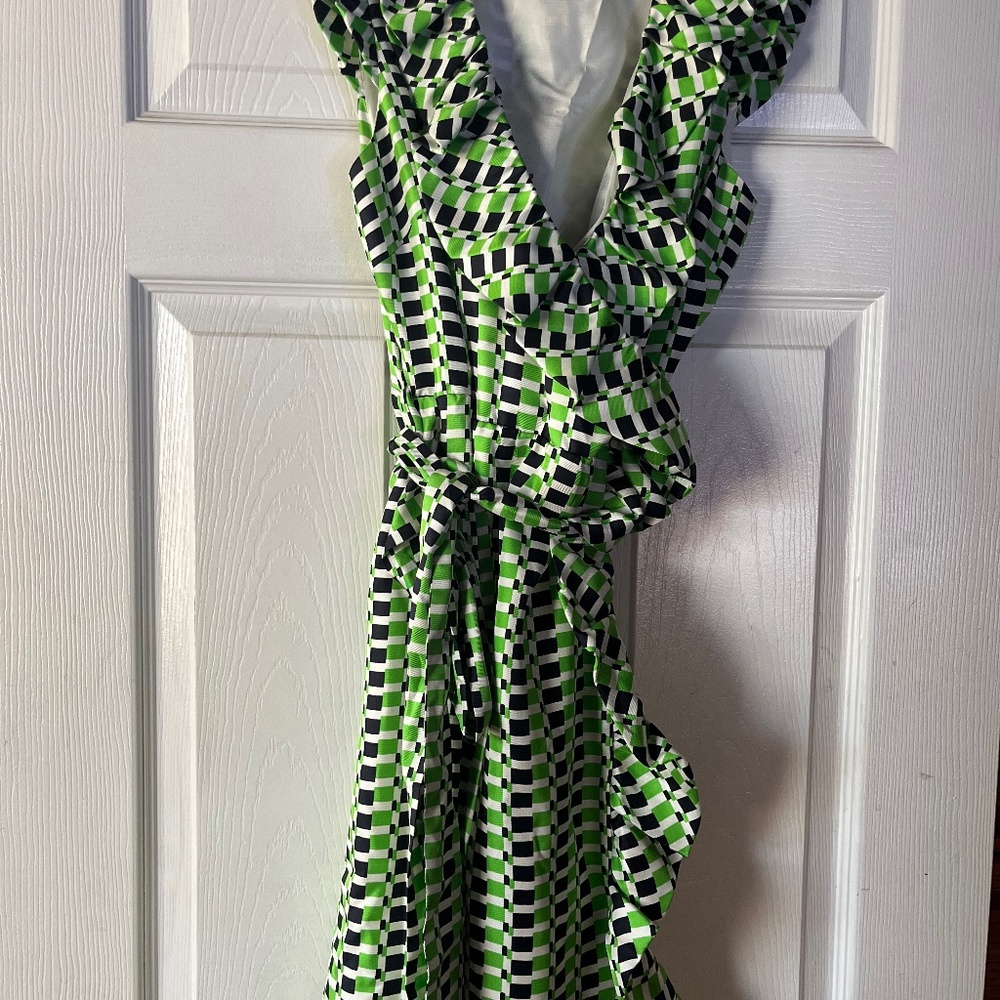 Kate, spade, geometric wrap, dress 100% silk, women’s size 6